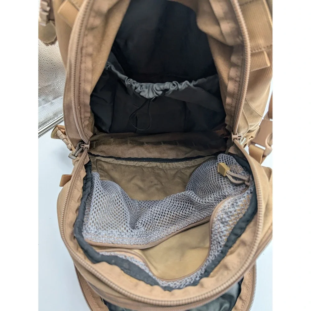 CamelBak HAWG Tactical Hydration Backpack Coyote Tan Cordura Military Bag READ!